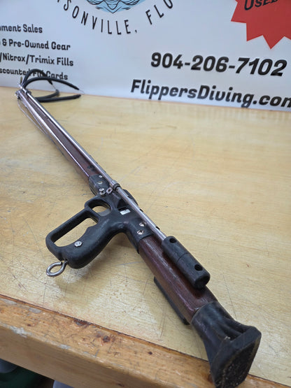 AB Biller 52" Speargun