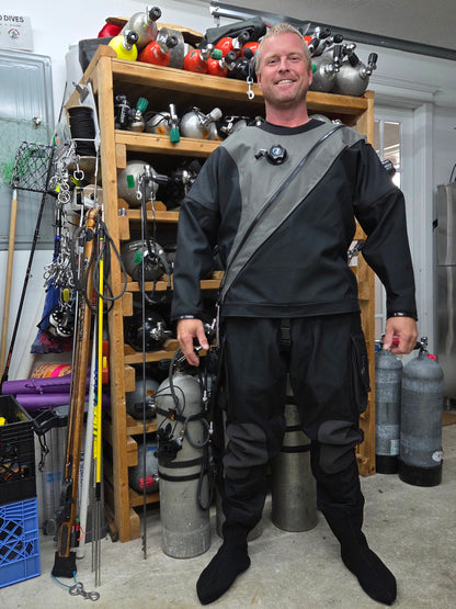 DUI FLX Extreme Drysuit Package *NEW!!* (XL)