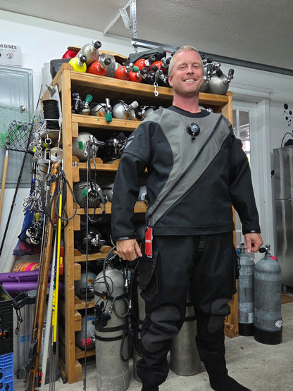 DUI FLX Extreme Drysuit Package *NEW!!* (XL)