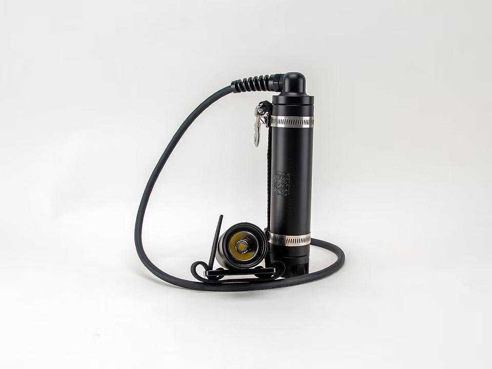 Luz LED de bote con foco variable de 32 W de Light Monkey