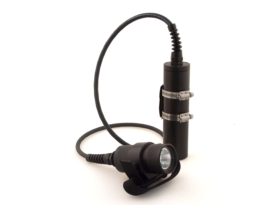 Luz LED de bote con foco variable de 32 W de Light Monkey