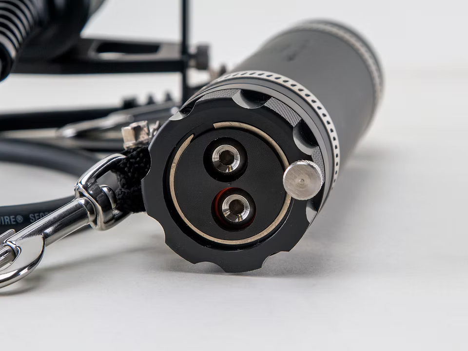 Luz LED de bote con foco variable de 32 W de Light Monkey