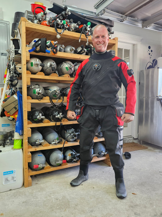 Dive Rite 901 Drysuit (LARGE)